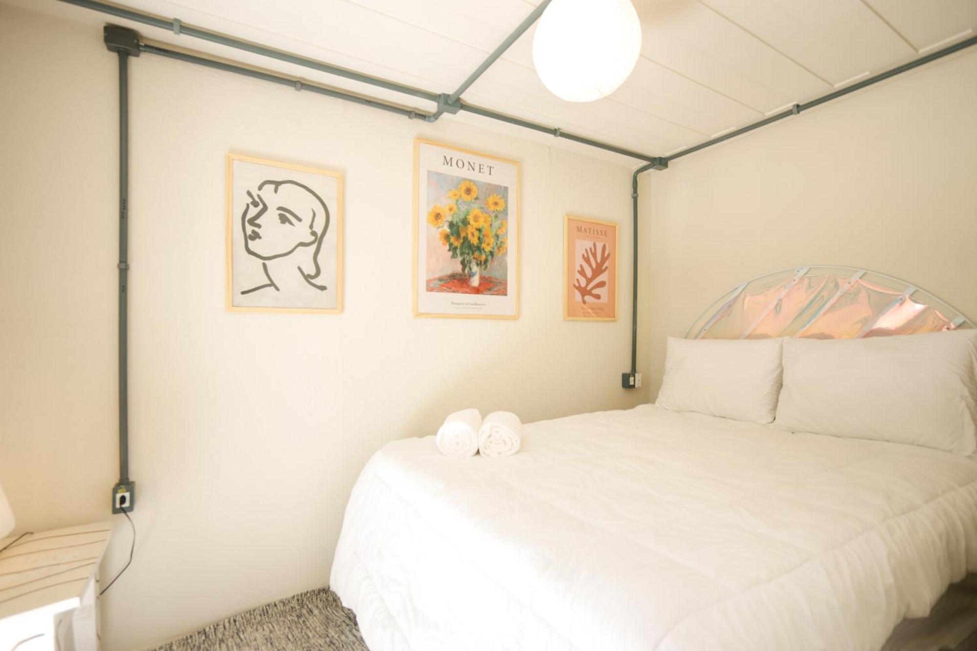 Double Room,1228362413:JPEG